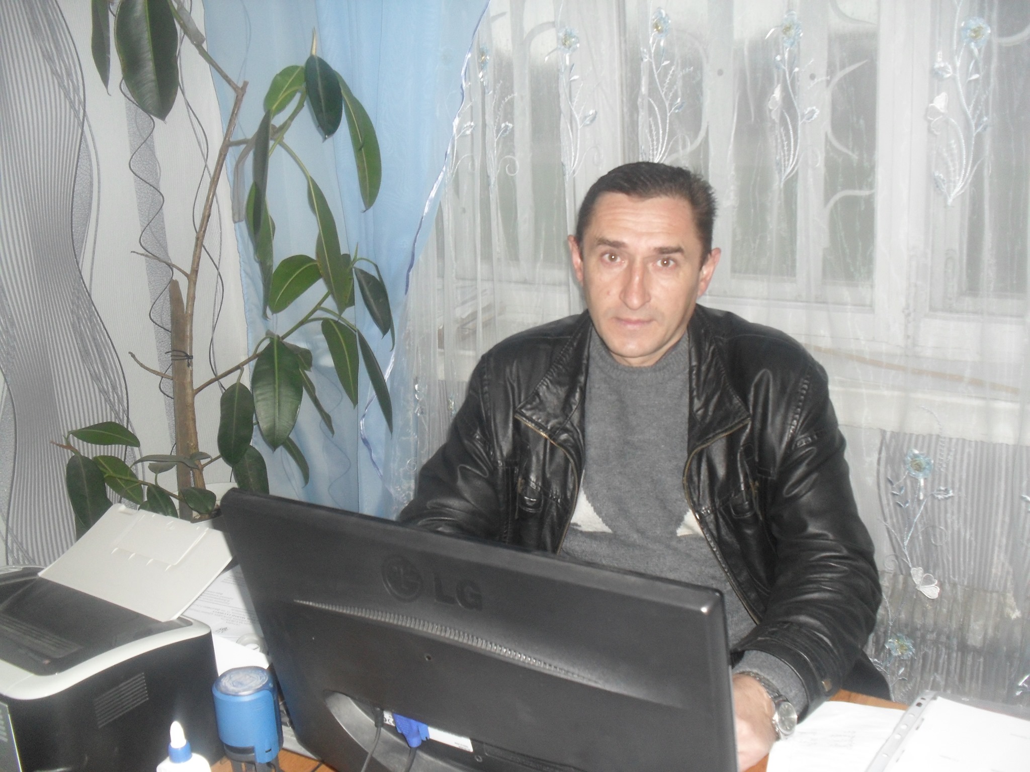 Директор
